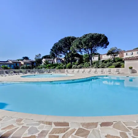 Laura Hébergement de vacances Gassin